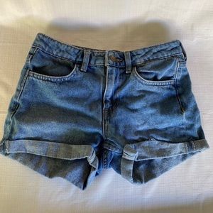 Blue denim boyfriend shorts